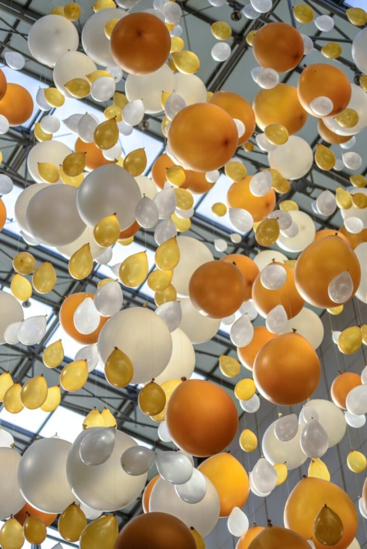 7 tendências de decoração em balões para modernizar a sua festa